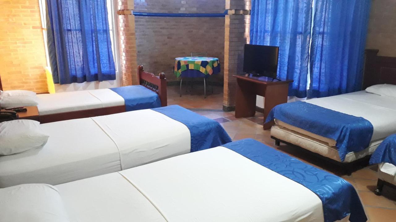 Hotel Castillo Real Armenia Kültér fotó